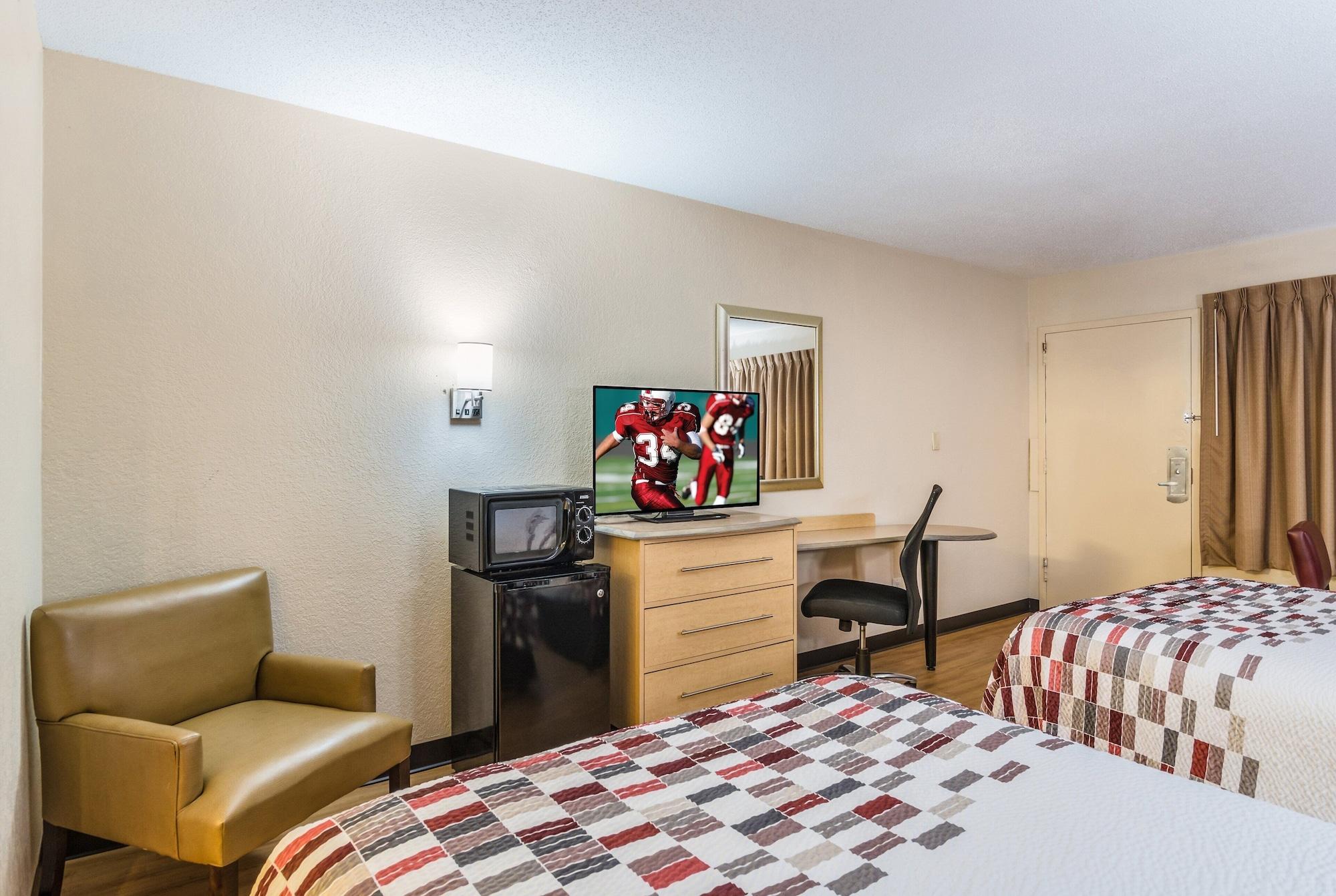 Red Roof Inn Γουίλιαμσμπεργκ Εξωτερικό φωτογραφία